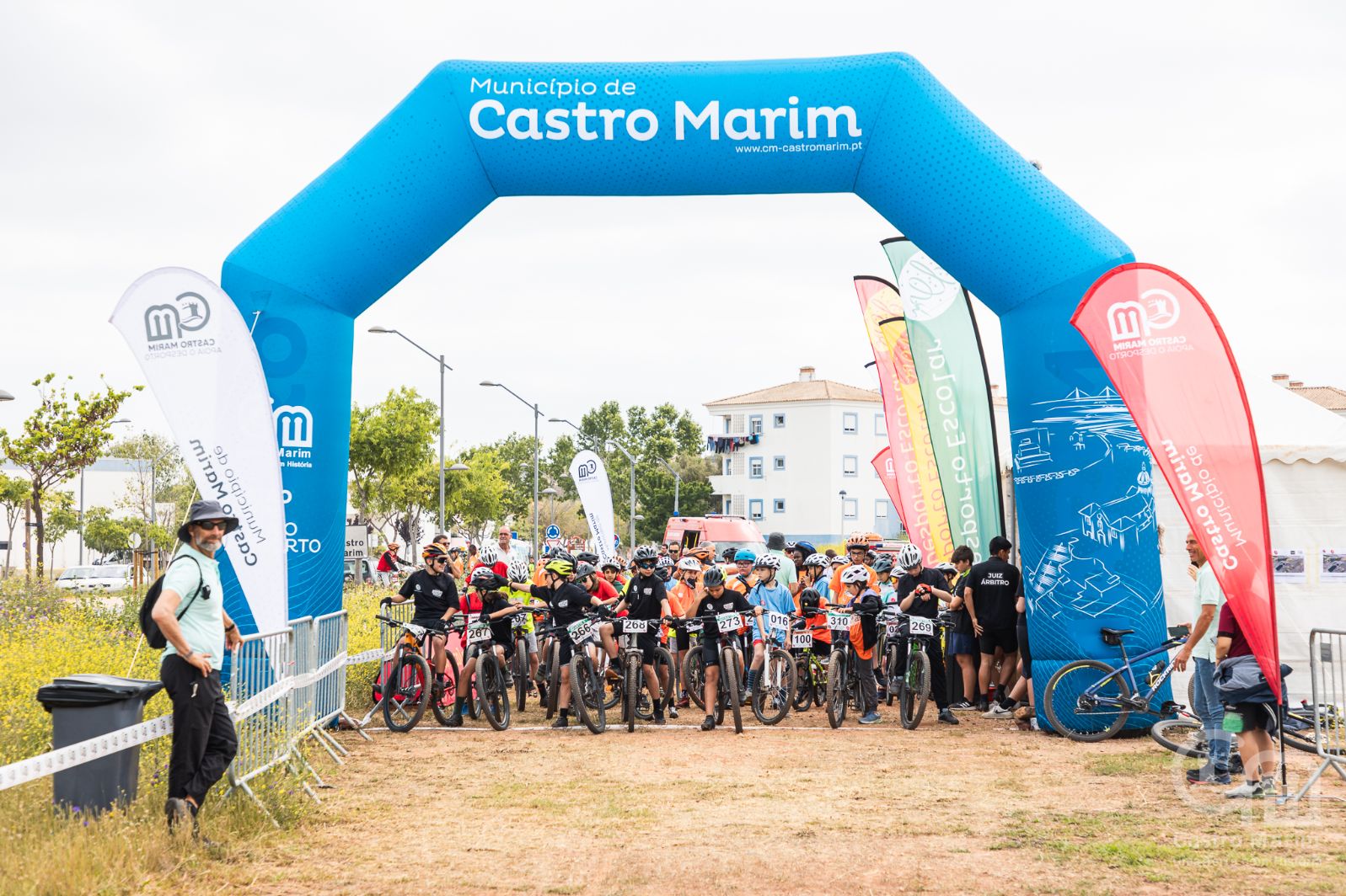 Campeonato Regional do Algarve de BTT-XCO do Desporto Escolar juntou cerca de 180 atletas em Castro Marim
